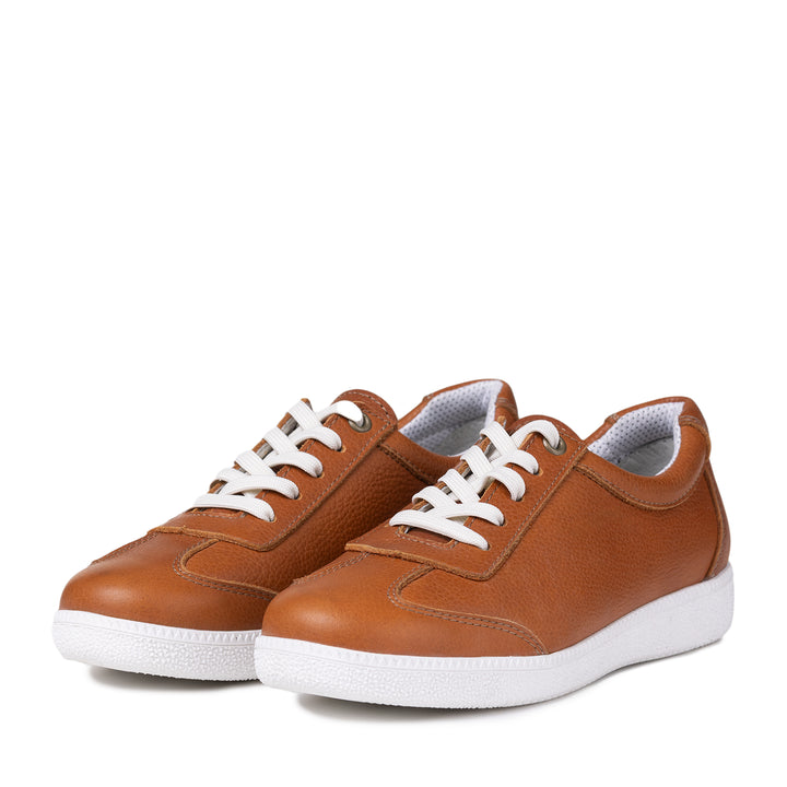 KARLA Naisten tennarit