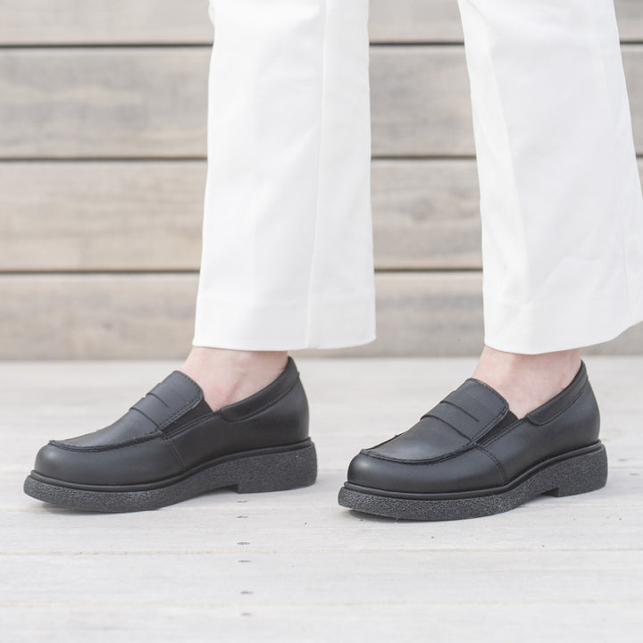 KREPPI Naisten loaferit