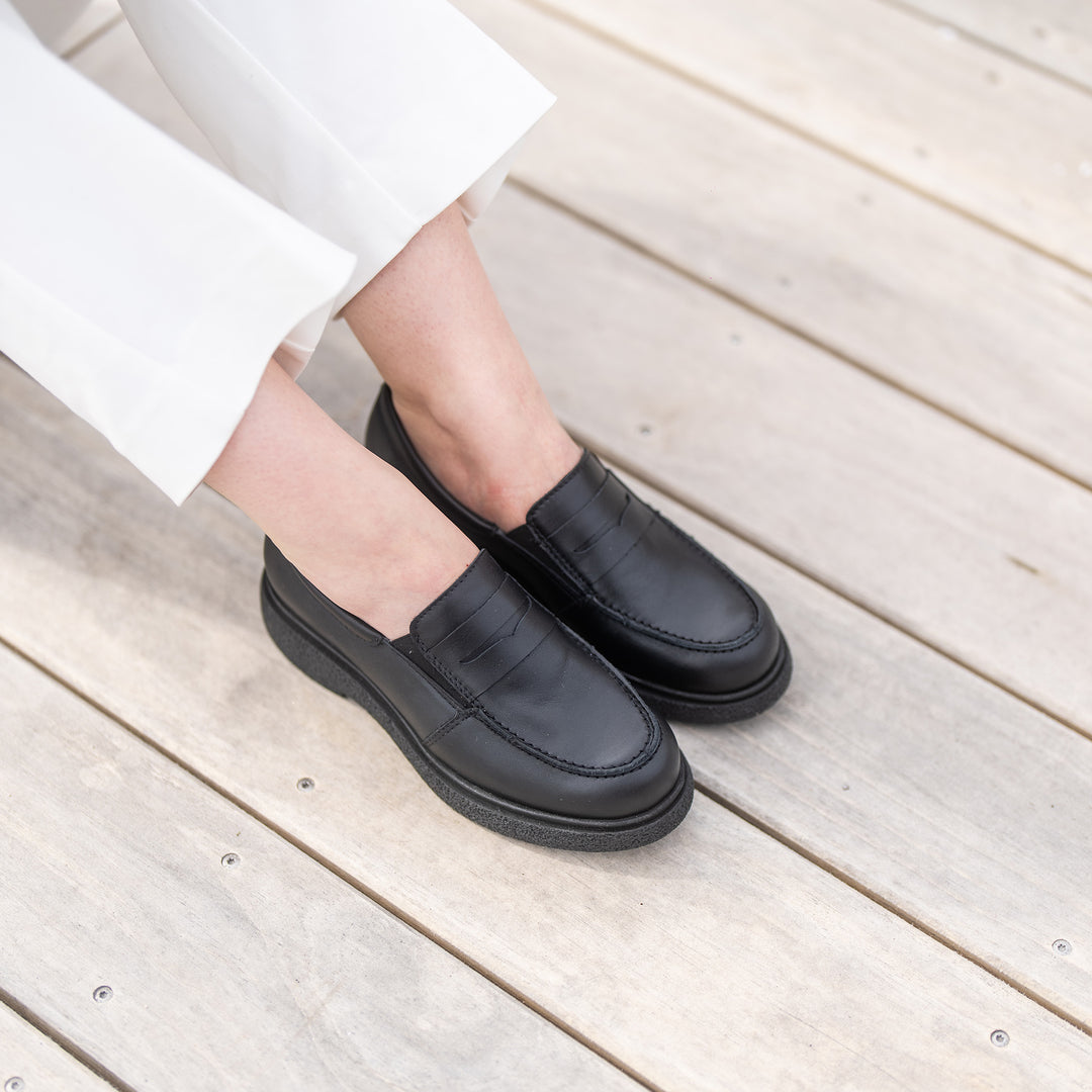 KREPPI Naisten loaferit