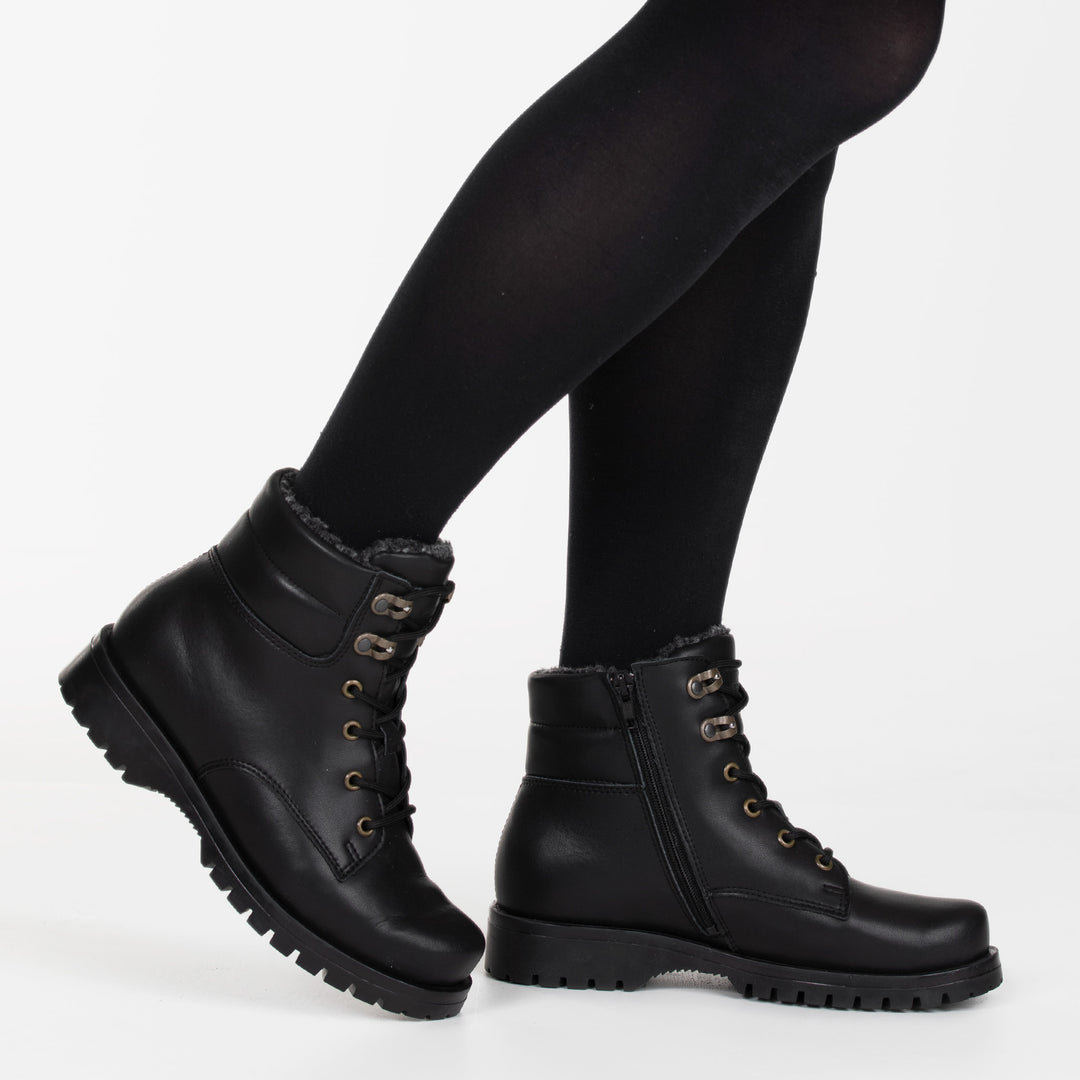 RAE Naisten nilkkurit