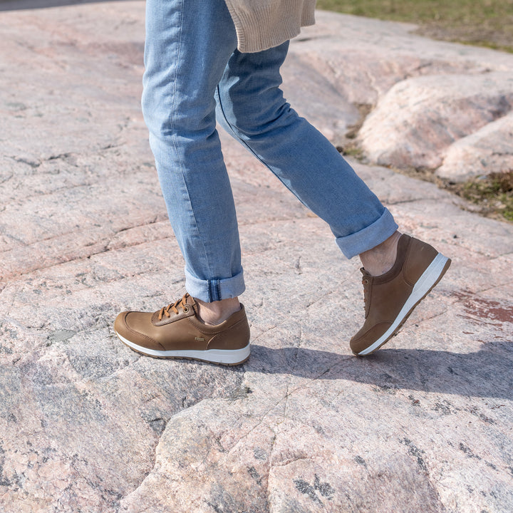 ASTERI Naisten GORE-TEX® sneakerit