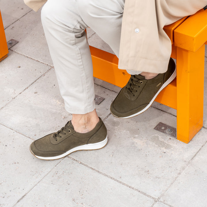 ASTERI Naisten GORE-TEX® sneakerit