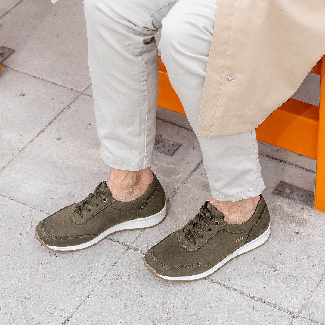 ASTERI Naisten GORE-TEX® sneakerit