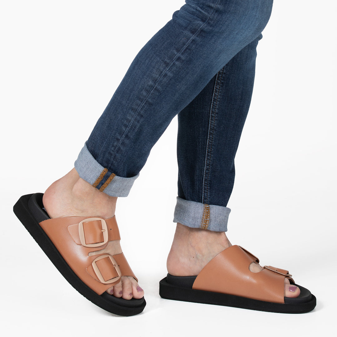 ELO Naisten sandaalit