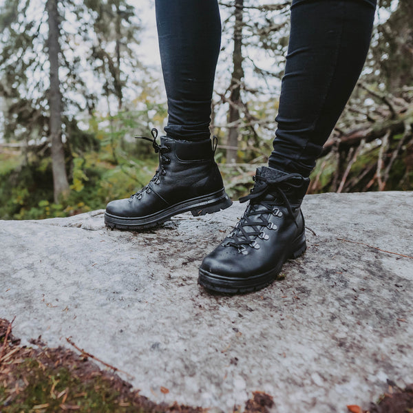 NAAVA Naisten GORE-TEX® nilkkuri
