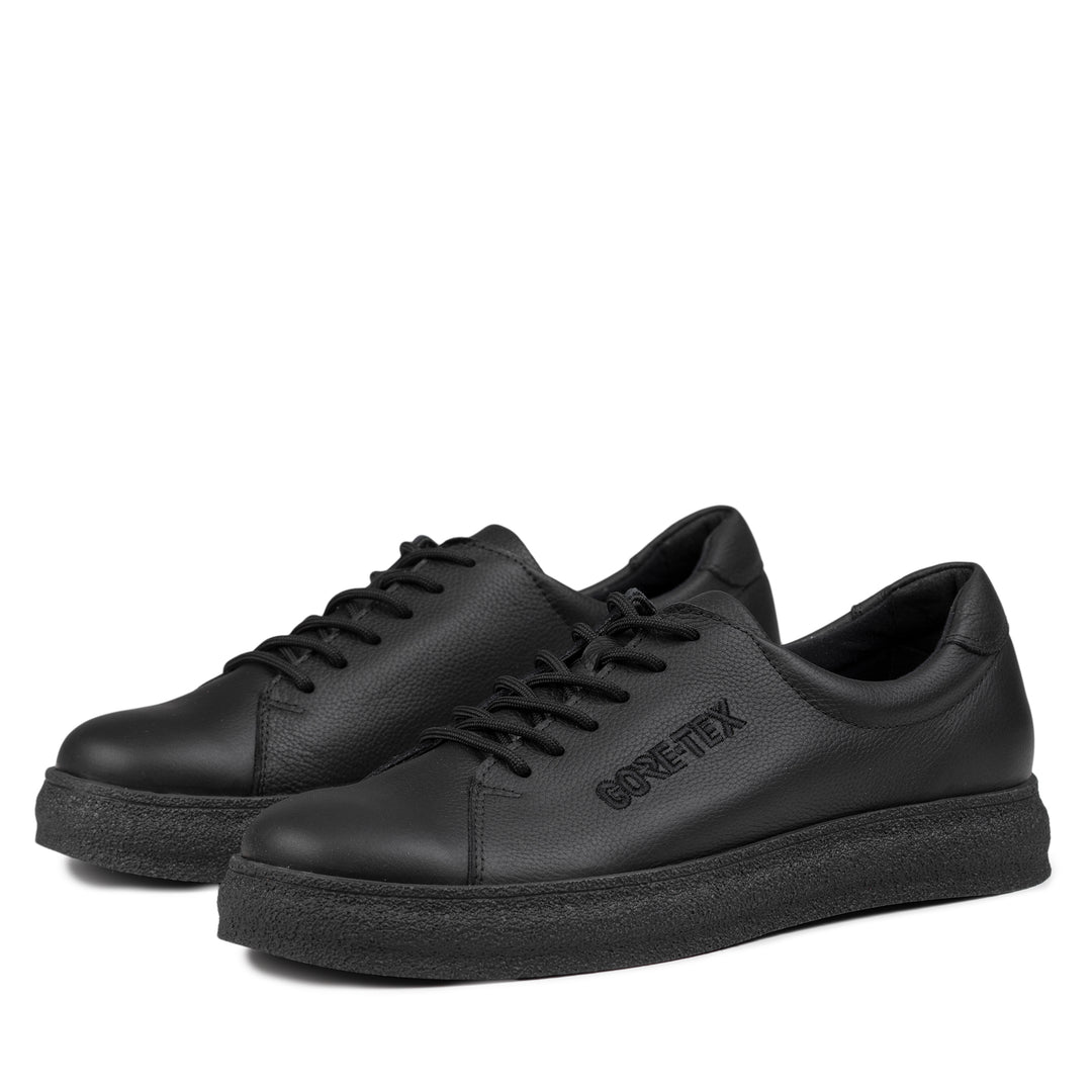 OIVA GORE-TEX® sneakerit