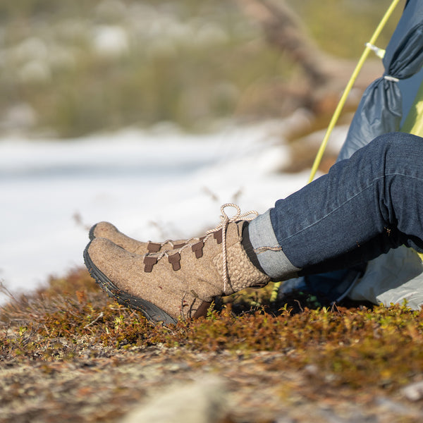 RIEKKO Naisten GORE-TEX® saappaat nastapohjalla