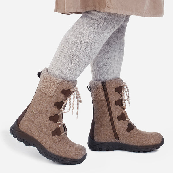 RIEKKO Naisten GORE-TEX® saappaat nastapohjalla